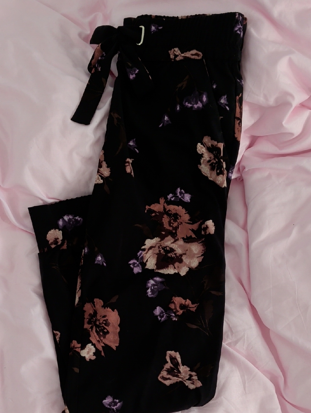 Dynamite Black Wide-Leg Floral Tie-Waist Pants